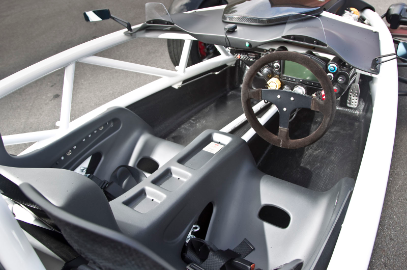 Illustration for article titled The Ariel Atom 3.5R Will Eat Supercars For Breakfast, Lunch and Dinner